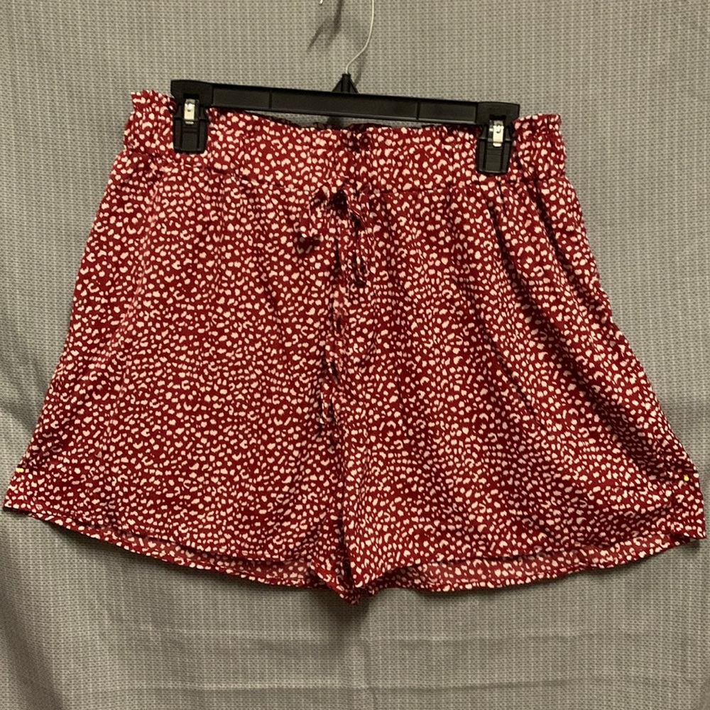 Pull On Shorts with Wide Elastic Waistband Size XL Like new condition